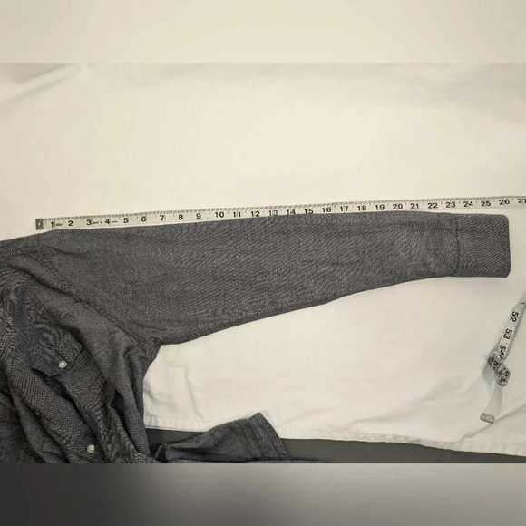 Joe's Jeans "The Shirt" grey long sleeve, pearl button snaps , size M - Picture 6 of 8